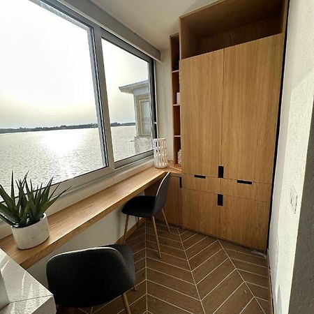 באקולי View Room מראה חיצוני תמונה