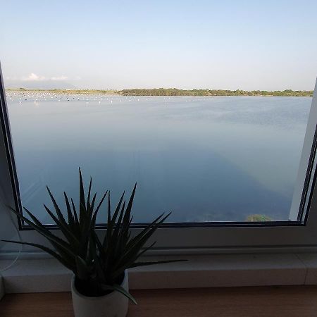 באקולי View Room מראה חיצוני תמונה
