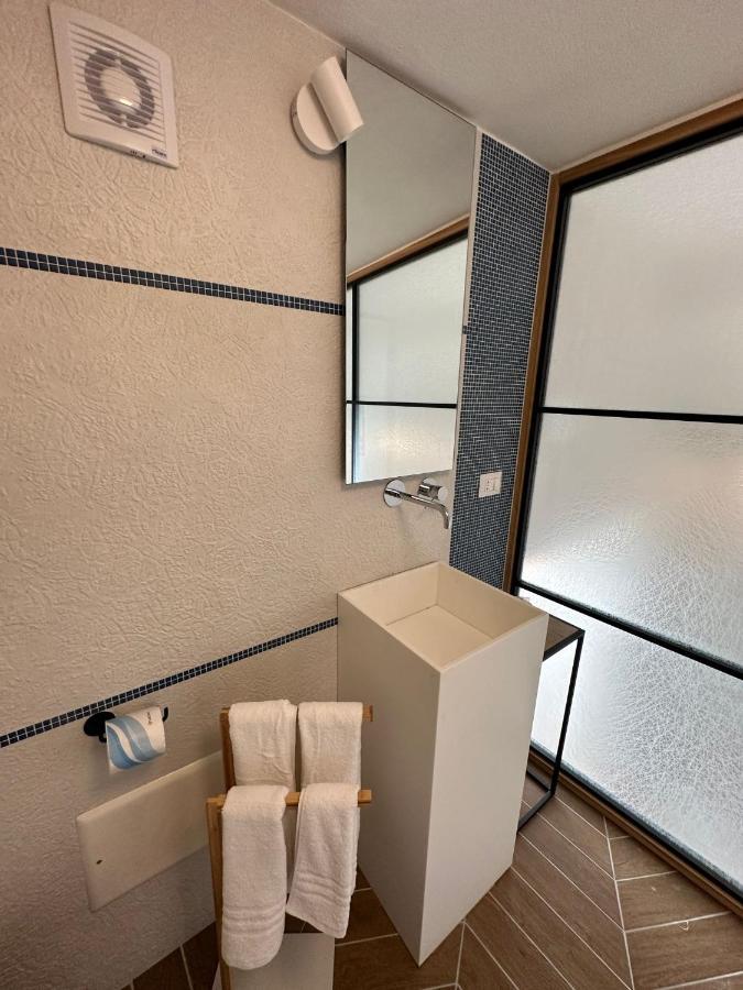 באקולי View Room מראה חיצוני תמונה