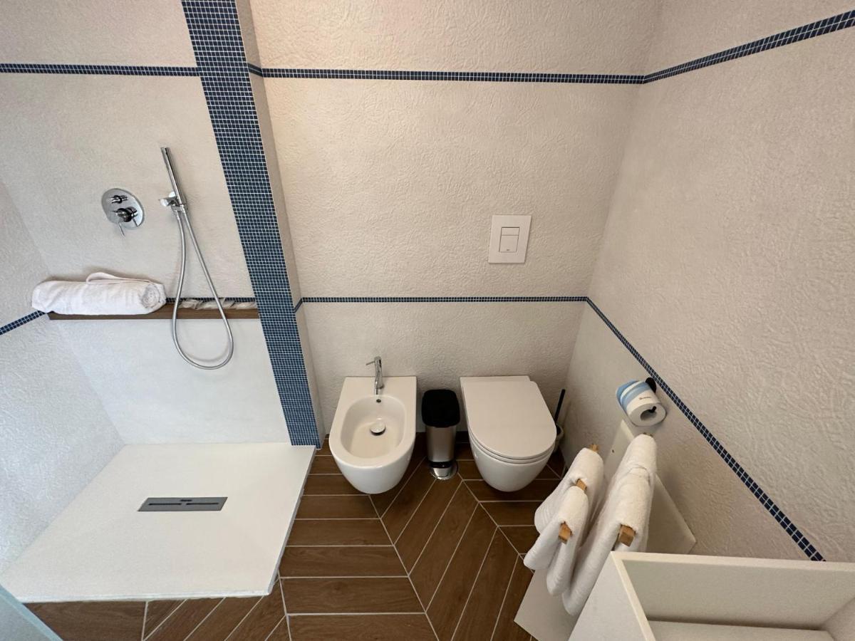 באקולי View Room מראה חיצוני תמונה